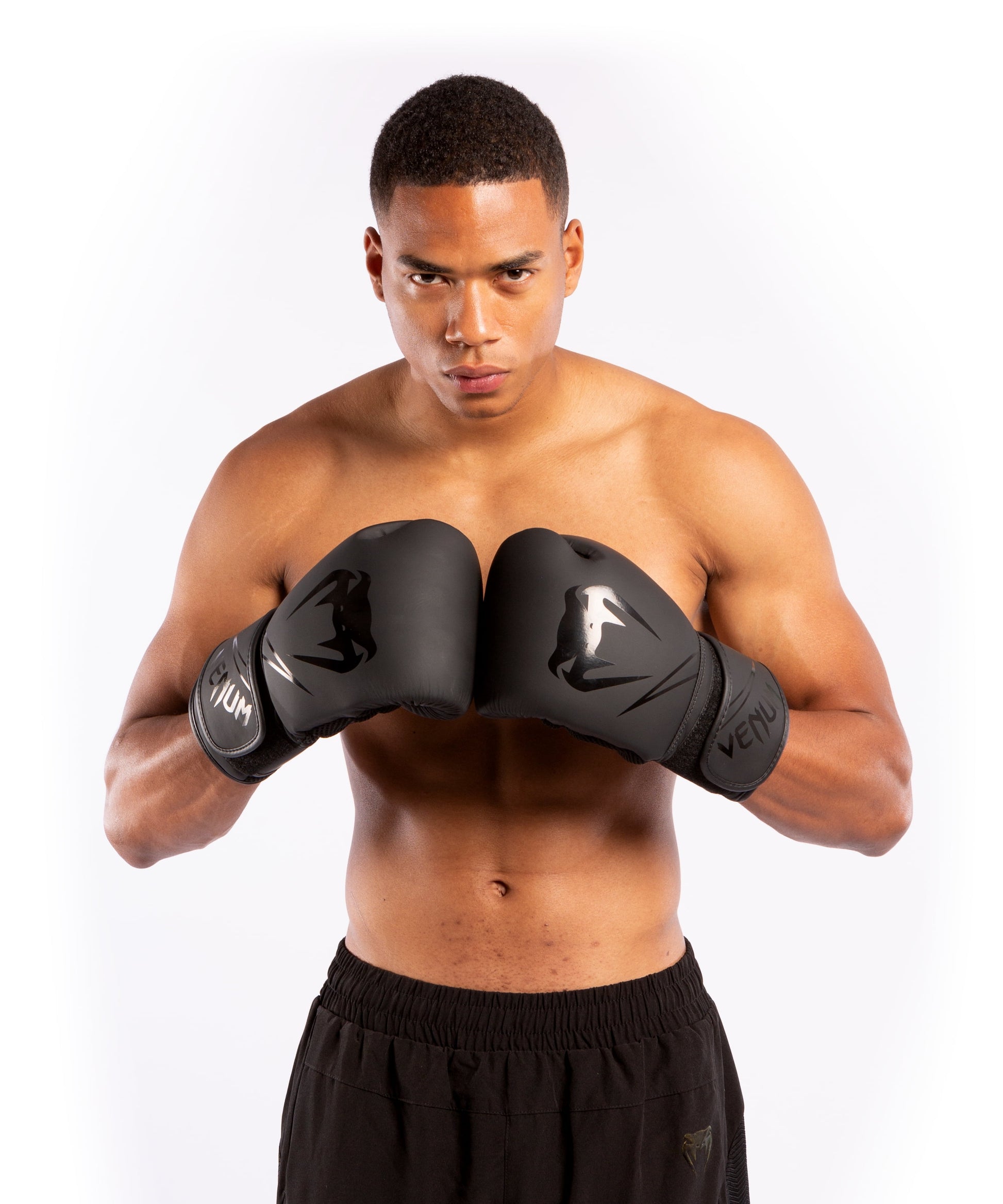 Classic Venom Boxing Gloves - Unisex - Black - 16 Oz